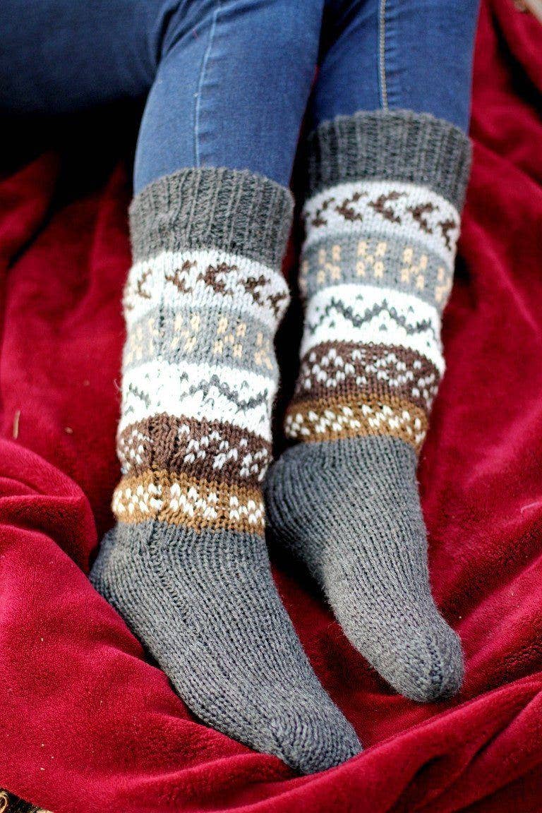 Deluxe Hand Knit Patterned Long Alpaca Socks: Grey / One Size Fits Most