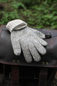 Iditarod 100% Alpaca Double-Thick Reversible Gloves: Black/MedGrey / Large