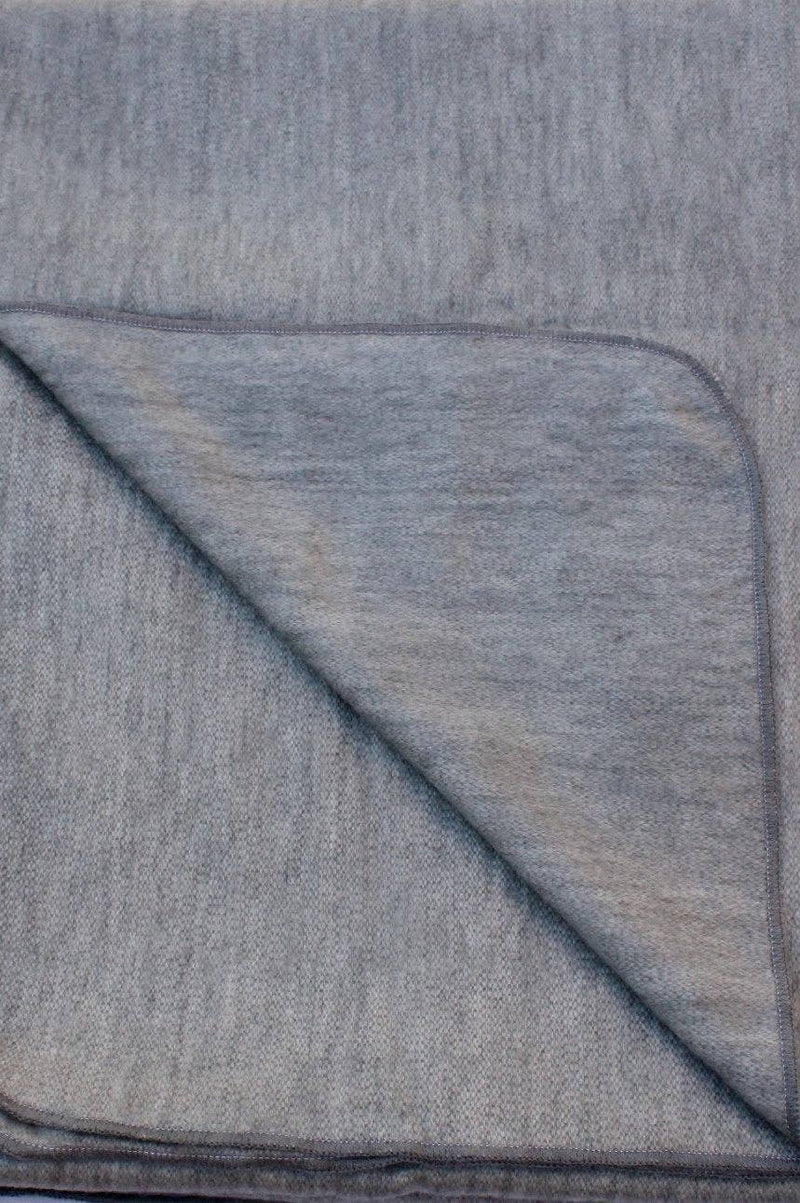 Alpaca Bed Blanket: Ecru