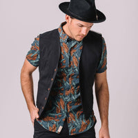 Truman Button Collar Leaf Print
